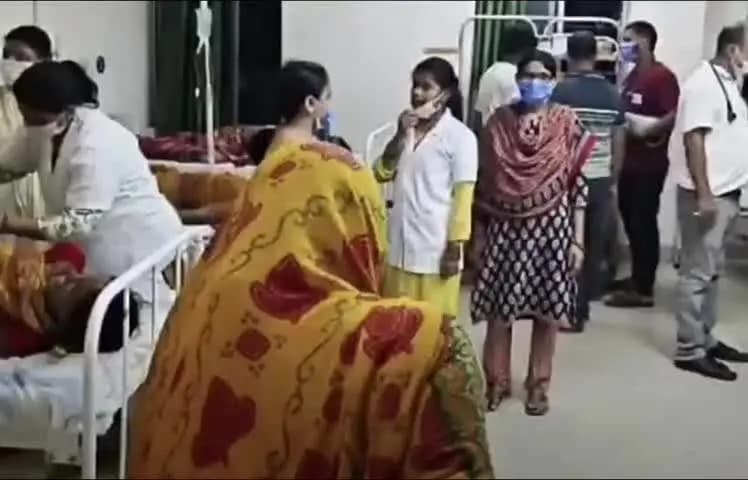बिथान: प्रसाद खाने से 50 लोगों की तबीयत बिगड़ी, विथान पीएचसी में अफरातफरी