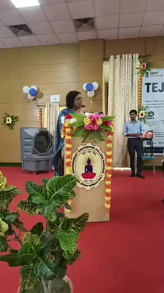 TEJAS Workshop | Live
उद्योग विभाग, बिहार के तत्वावधान में राजकीय अभियंत्रण महाविद्यालय, नवादा में आयोजित TEJAS Workshop का Facebook Live प्रसारण।
Information & Public Relations Department, Government of Bihar
#TEJASWorkshop #उद्योगविभाग #नवादा #RajkiyaAbhiyantranMahavidyalaya #Bihar
