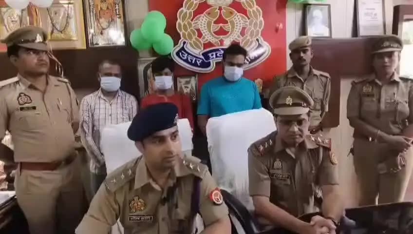 सदर: लंका थाने की पुलिस ने अपहरण कर छीनैती करने वाले तीन अभियुक्तों को किया गिरफ्तार