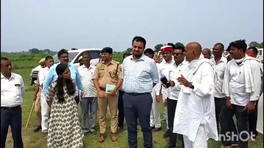गाज़ीपुर: गाजीपुर में बाढ़ को लेकर प्रशासन अलर्ट, DM-SP ने संवेदनशील इलाकों का किया निरीक्षण और राहत तैयारियों के दिए निर्देश