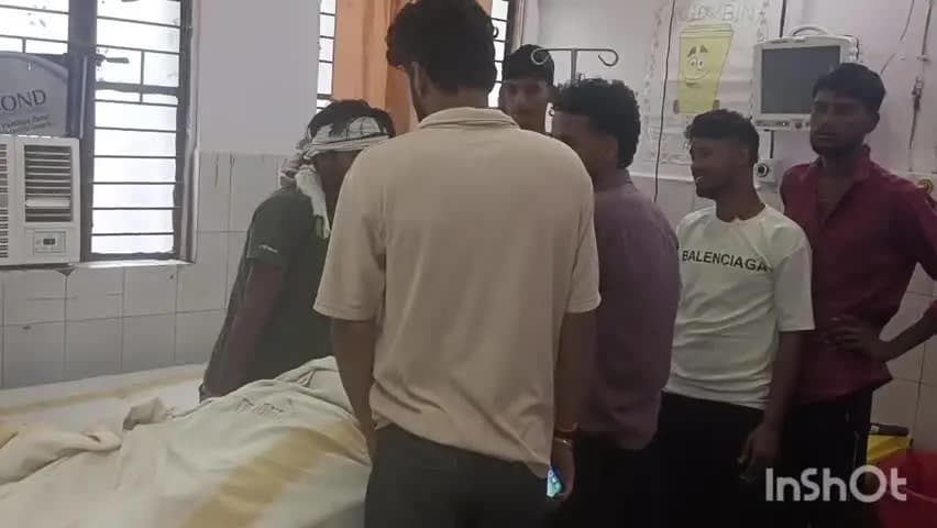 लखीसराय: हलसी थाना क्षेत्र के गिद्धा के समीप सड़क हादसे में एक की मौत, दो घायल