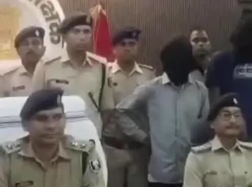 किशनगंज: किशनगंज टाउन थाना क्षेत्र में 60 लाख रुपये की 290.07 ग्राम हेरोइन के साथ एक महिला सहित 3 तस्कर गिरफ्तार