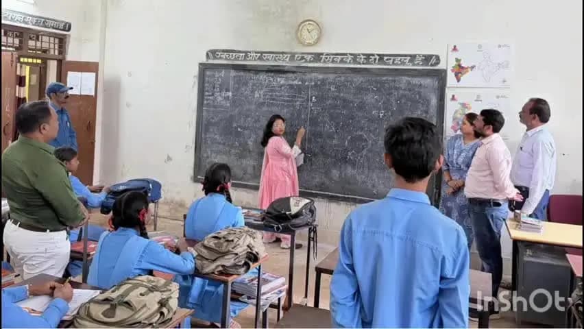 बास्तानार: शिक्षा व्यवस्था को सशक्त बनाने के लिए प्रशासनिक पहल, तीसरे शनिवार को 170 से अधिक स्कूलों में पहुंचा प्रशासन