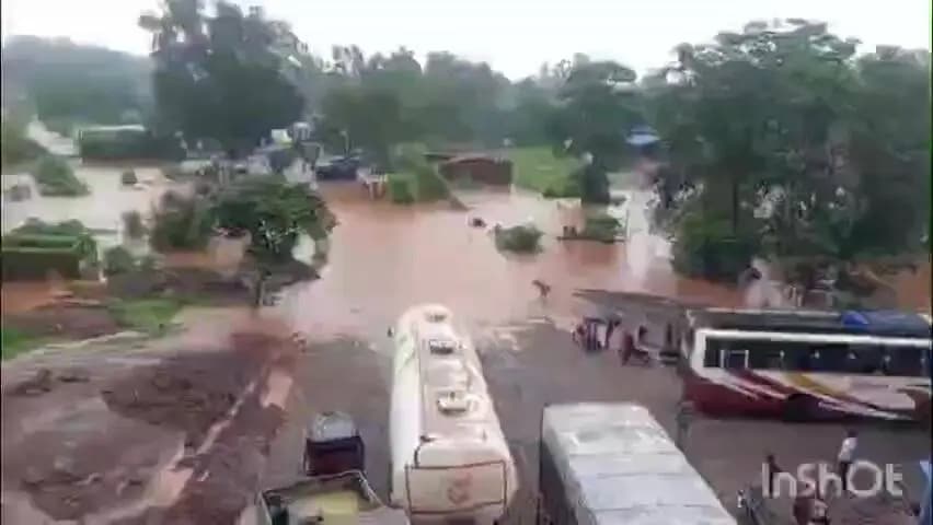 शाहगढ़: शाहगढ़ क्षेत्र के हीरापुर तिगड्डे पर जलभराव