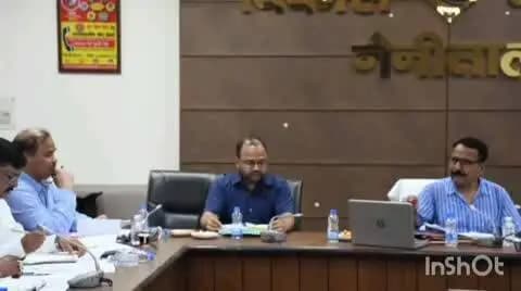 नैनीताल: DM की अध्यक्षता में भीमताल विकास भवन सभागार में निजी विद्यालयों की शुल्क संबंधी शिकायतों की समीक्षा, जांच एवं निस्तारण