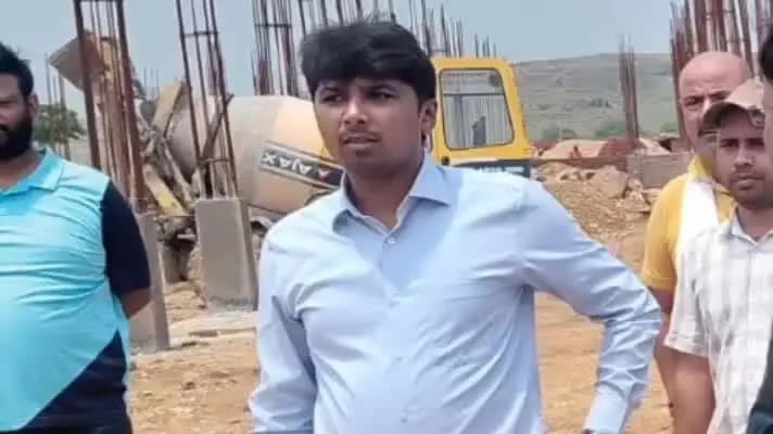नौगढ़: सीडीओ ने नौगढ़ आईटीआई का किया निरीक्षण, 15 दिन में हैंडओवर के दिए निर्देश