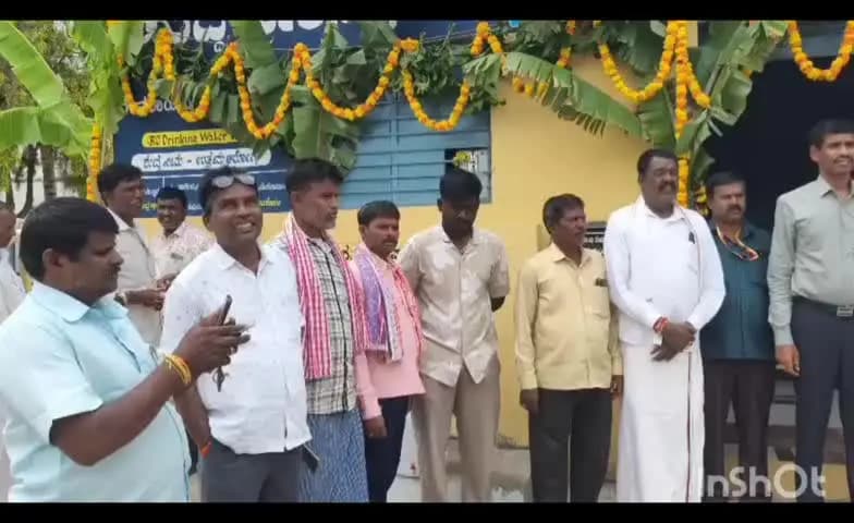 ಮುಳಬಾಗಿಲು: ಕುಡಿಯುವ ನೀರು ಕೊಡುವುದು ನನ್ನ ಕರ್ತವ್ಯ : ಕೀಲುಹೊಳಲಿ ಗ್ರಾಮದಲ್ಲಿ ಶಾಸಕ ಸಮೃದ್ಧಿ ಮಂಜುನಾಥ್