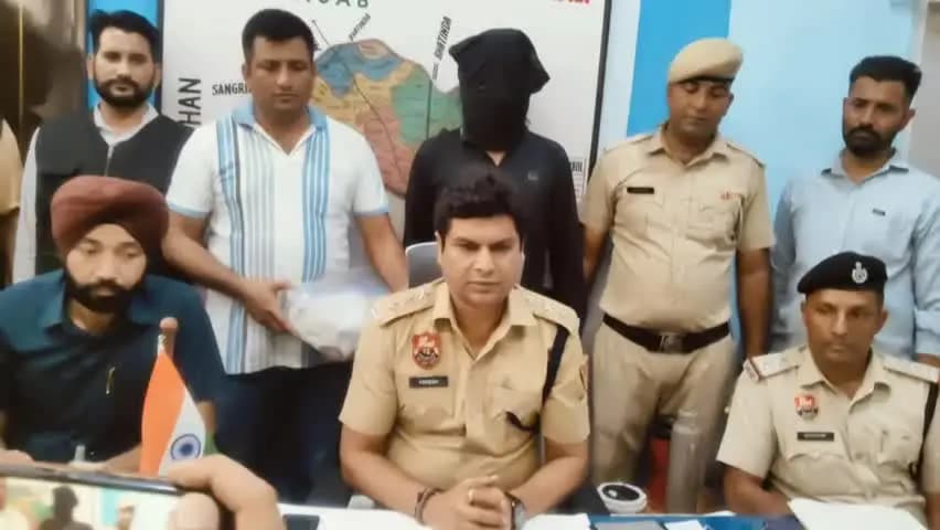 सिरसा: डबवाली क्षेत्र से पुलिस ने 52 लाख की हेरोइन के साथ नशा तस्कर को किया गिरफ्तार, 3 मामले पहले से दर्ज
