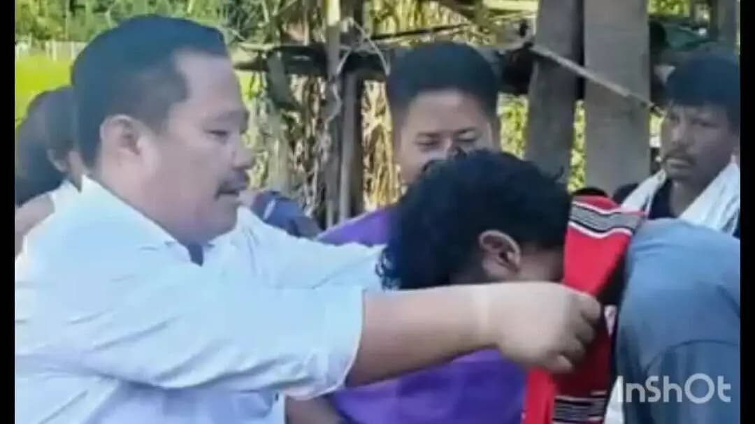 ধেমাজি: জোনাইত অসম গৌৰৱ
মিদুল দলেক সম্বৰ্ধনা TMPK ৰ , উপস্থিত TMPK ৰাজ্যিক সমিতিৰ সভাপতি তিলক দলে