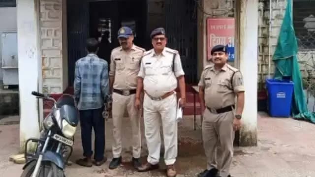 गोपद बनास: कोतवाली पुलिस ने चोरी गई मोटरसाइकिल बरामद कर आरोपी को गिरफ्तार किया