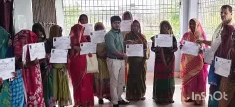 बेनीपुर: टारडीह के 15 ग्रिड परिवारों को मिला बंदोबस्ती प्रमाण पत्र, अब मिलेगा कानूनी हक