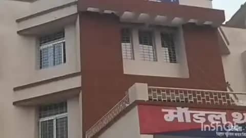 बेनीपुर: बहेड़ा थाना क्षेत्र के बहेड़ा बाजार में बीती रात चोरी करने घुसे 2 चोरों को ग्रामीणों ने पकड़ा