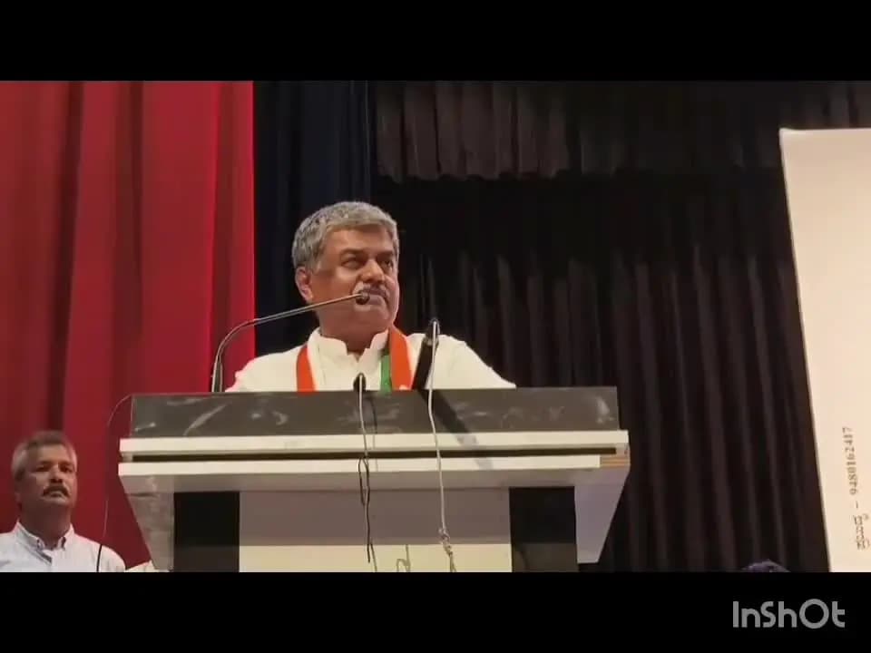 ಕಲಬುರಗಿ: ಬ್ರಿಟಿಷರ ಬೂಟು ನೆಕ್ಕುತ್ತಿರೋರು ನಮಗೆ ರಾಷ್ಟ್ರ ಭಕ್ತಿ ಬಗ್ಗೆ ಹೇಳುತ್ತಿದ್ದಾರೆ: ನಗರದಲ್ಲಿ ಬಿಕೆ ಹರಿಪ್ರಸಾದ್