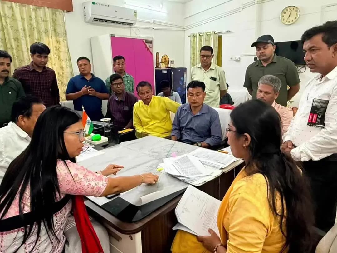 কুমারঘাট: কুমারঘাট এলাকায় একটি বৈঠক অনুষ্ঠিত হয়