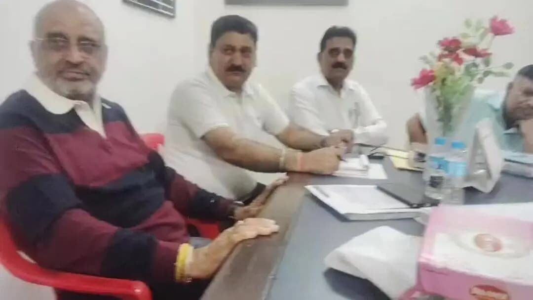 श्री के आर वर्मा की अध्यक्षता में अहम बैठक (एच एस बी एफ) हुई संपन्न।
सौजन्य:-
(BC) बिलासपुर सेवक सभा पं० दिल्ली से।