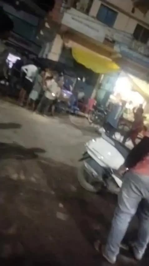 चंदला मैं पत्रकार ने शराब के नशे में बाज़ार में किया हंगामा वीडियो वायरल