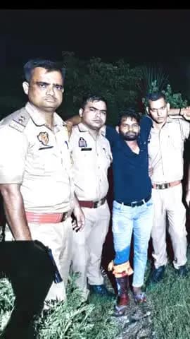 जसवंतनगर: कचौरा बाईपास मार्ग के पास गोली मारने के आरोपी को पुलिस मुठभेड़ में लगी गोली, आरोपी को किया गिरफ्तार