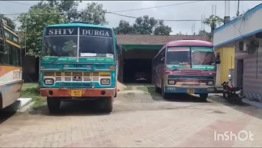 ইংরেজবাজার: রাজ্য সড়কে অবৈধ টোটো, ভুটভুটি ও ম্যাজিক চলাচল বন্ধের দাবীতে অনির্দিষ্টকালের বাস ধর্মঘট অব্যাহত মালদায়