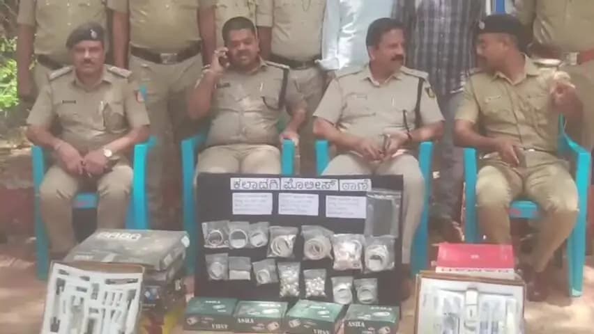 ಬಾಗಲಕೋಟೆ: ಕಲಾದಗಿ ಪೊಲೀಸರ ಭರ್ಜರಿ ಕಾರ್ಯಾಚರಣೆ,
ಆರು ಜನ ದರೋಡೆಕೋರರ ಬಂಧನ