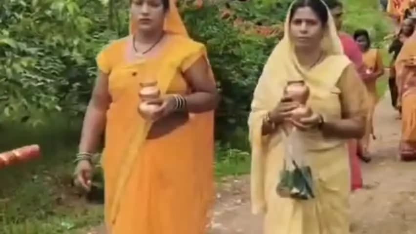 शाहपुर: देवसेना समिति ने निकाली भव्य कावड़ यात्रा, मां माचना घाट से जल भरकर पंचमुखी दादा दरबार में बाबा महाकाल का किया जलाभिषेक