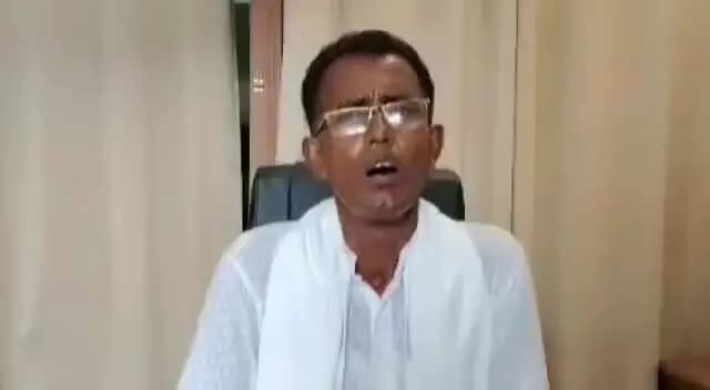 নগাঁও: গুৰুজনাৰ জন্মস্থান বটদ্ৰৱা থানত কৃত্ৰিম বানপানী, যমৰ যাতনা ভুগিছে তীৰ্থযাত্রী তথা ভক্ত প্ৰাণ ৰাইজে, মন্তব্য পৰিচালনা সমি