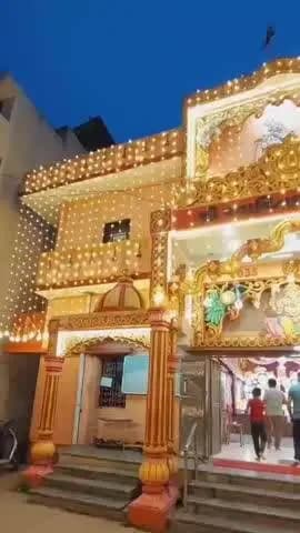 ગોધરા: ગોધરામાં ₹5 લાખની ચલણી નોટોથી ભવ્ય હિંડોળા દર્શન