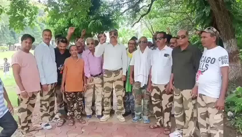 ललितपुर: त्योहारों के मौसम में चीनी और खाद्य तेलों के बढ़ते दामों पर बुंदेलखंड विकास सेना ने जताई चिंता