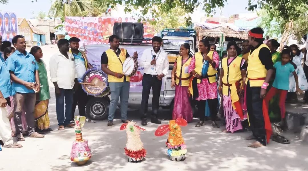 பெரம்பலூர்: கைகளத்தூர், பசும்பலூர், எறையூரில் எய்ட்ஸ் விழிப்புணர்வு கிராமிய திருவிழா