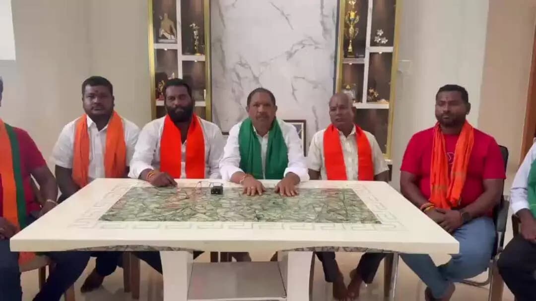 కోరుట్ల: ఆరు గ్యారెంటీ పేరుతో ఈ రాష్ట్ర రైతులను కాంగ్రెస్ ప్రభుత్వం మోసం చేసింది: కిసాన్ మోర్చా రాష్ట్ర అధికార ప్రతినిధి
