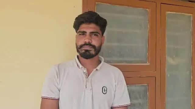 हनुमानगढ़: जंक्शन पुलिस ने DST टीम के सहयोग से 1 क्विंटल 5 किलो 440 ग्राम छिलका पोस्त के साथ एक तस्कर को किया गिरफ्तार