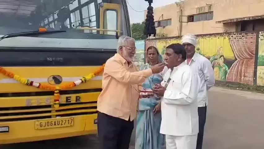 खंडवा नगर: खंडवा से वडोदरा के लिए मरीजों को मिलेगी बस सुविधा, आयुष्मान कार्ड से होगा इलाज