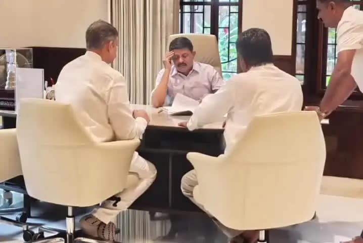 ಶೋರಾಪುರ: ಹುಣಸಗಿ ಬಸ್ ಡಿಪೋ, ನಿಲ್ದಾಣ ನಿರ್ಮಾಣಕ್ಕೆ ಶೀಘ್ರ ಟೆಂಡರ್: ಸಚಿವರಿಗೆ ಶಾಸಕ ರಾಜಾ ವೇಣುಗೋಪಾಲ ಮನವಿ