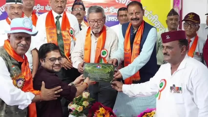 डोईवाला: डोईवाला में पूर्व सैनिक एवं अर्धसैनिक शक्ति संगठन का 33वां स्थापना दिवस समारोह आयोजित किया गया