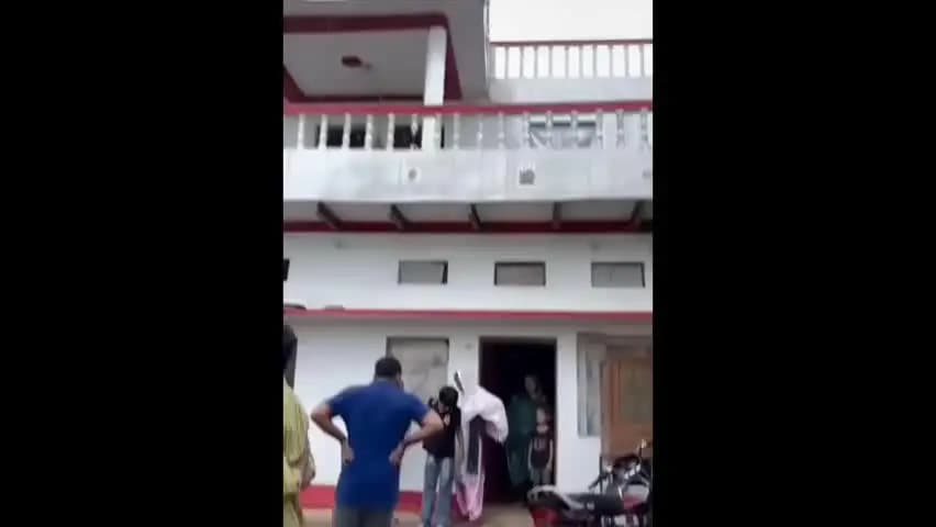 ओबरा: बिसरेखी में आकाशीय बिजली गिरने से बालक घायल, सीएचसी में किया गया भर्ती