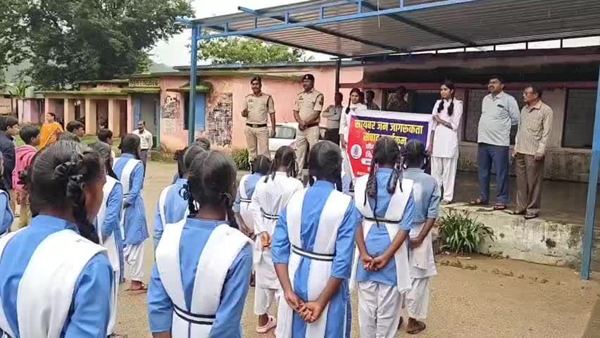 जशपुर: जशपुर में साइबर जागरूकता का रिकॉर्ड, एक दिन में 30,444 लोग अभियान से जुड़े
