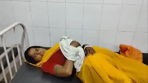 टीकमगढ़: कछिया खेरा गांव में एक युवक ने महिला से की मारपीट, महिला गंभीर घायल, परिजन जिला अस्पताल ले गए