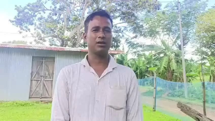সোনামুড়া: সৌদি আরব থেকে দেশে ফেরার পথে বিমানবন্দর থেকে সোনামুড়ার যুবক নিখোঁজ, প্রশাসনের দ্বারস্থ পরিবার
