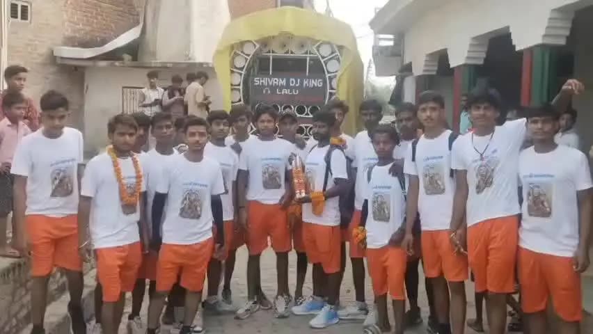 रसूलाबाद: लालू गांव से गंगाजल लेने निकली डाक कांवड़ यात्रा, रसूलाबाद स्थित धर्मगढ़ बाबा मंदिर में करेंगे जलाभिषेक