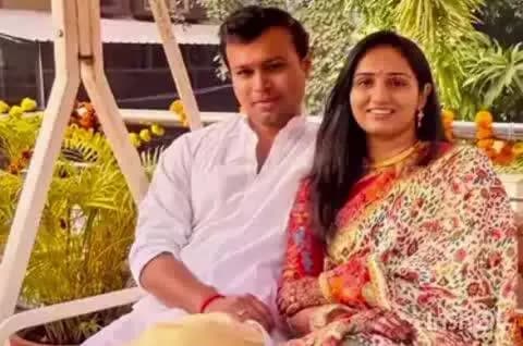 देवास नगर: देवास में 26 वर्षीय याश्वी डंगर की जिला अस्पताल के शौचालय में तबीयत बिगड़ने के बाद बेहोशी से मौत