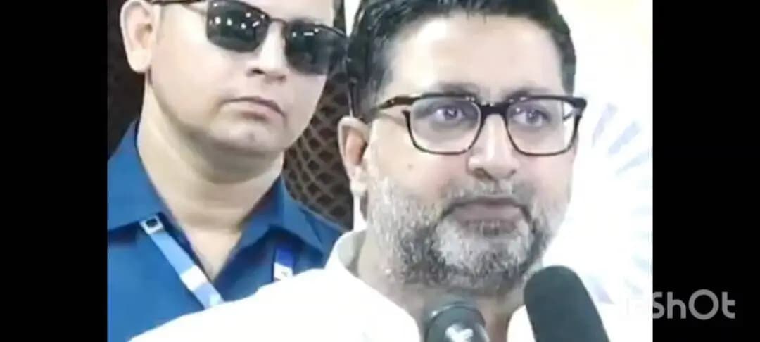 बलिया: बलिया में राज्य मंत्री दानिश आजाद अंसारी ने कहा- पढ़ने लिखने वाले बच्चों को बनाऊंगा IAS, IPS