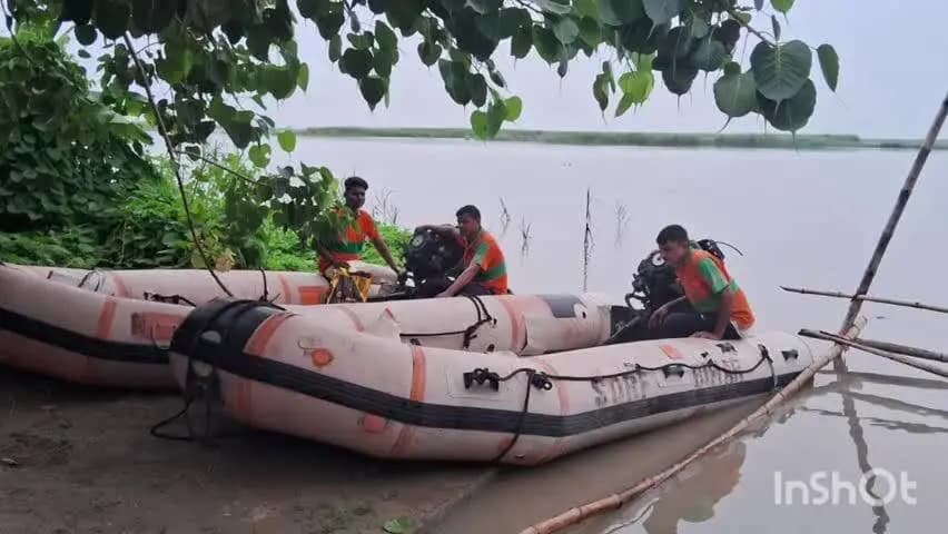 हाजीपुर: गंगा एवं गंडक के बढ़ते जलस्तर को लेकर वैशाली जिला प्रशासन अलर्ट