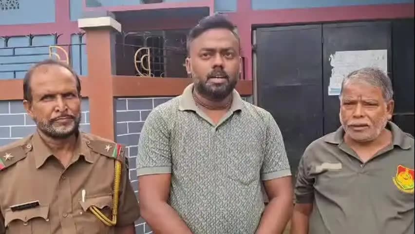 শিলচর: কাটিগড়ায় সিদ্বেশ্বর দ্বিতীয় খণ্ড থেকে বেঙ্গল মণিটর লিজার্ড উদ্ধারের বিবরণ দেন স্থানীয়রা