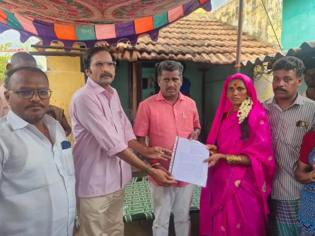 பெரம்பலூர்: பெரம்பலூர் டீக்கடையிலான சிலிண்டர் வெடிப்பில் உயிரிழந்தோருக்கு ரூ.2.10 லட்சம் நிவாரணம்