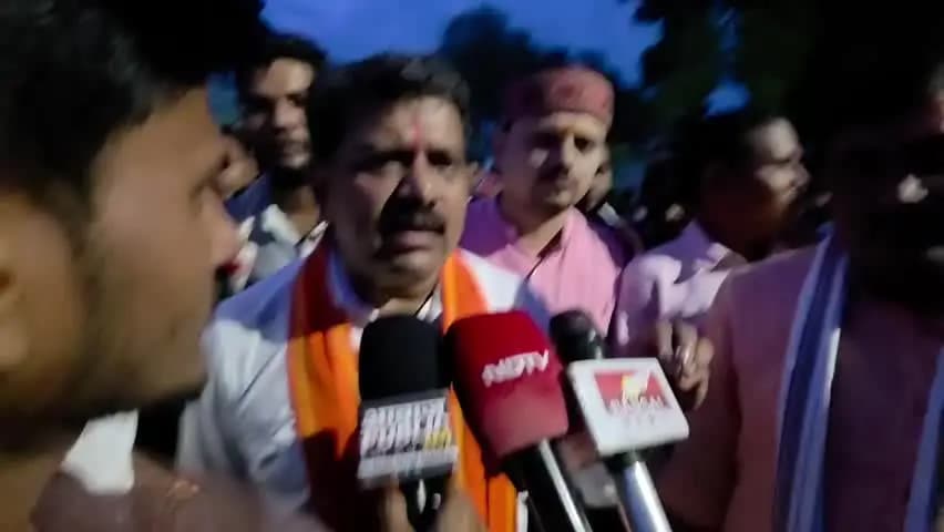 सहसपुर लोहारा: मुख्यमंत्री ने कमेटी बनाई है, उनसे चर्चा कर सकते हैं, इस तरह हड़ताल करने की आवश्यकता नहीं है - विजय शर्मा, डिप्टी सीएम