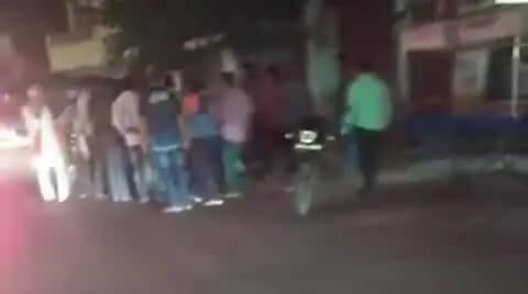 सिकंदरपुर: सामुदायिक स्वास्थ्य केंद्र सिकंदरपुर के वार्ड बॉय सिकंदरपुर चौराहे पर सड़क दुर्घटना में घायल