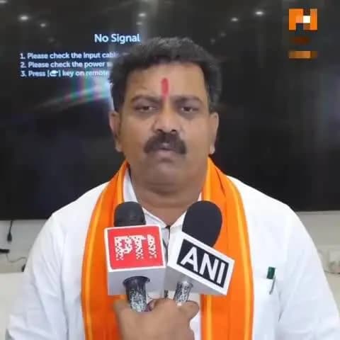 कवर्धा: डिप्टी सीएम विजय शर्मा ने मल्लिकार्जुन खड़गे के 'वंदे मातरम्' बयान पर ली चुटकी