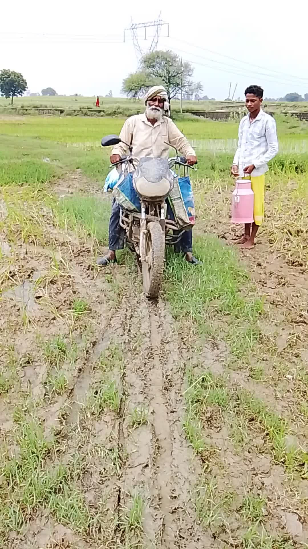 amouli sonebhadra. road nhi hai