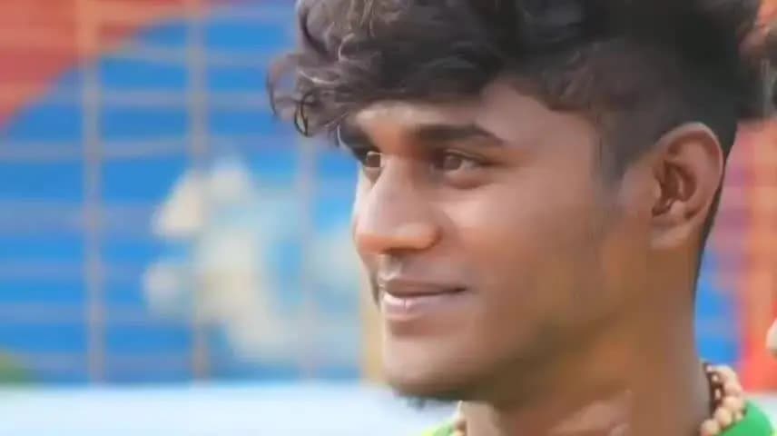 புதுக்கோட்டை: ரயில்வே ரவுண்டானா அருகே கார் இருசக்கர வாகனம் மோதி ஏற்பட்ட விபத்தில் யோகேஸ்வரன் (26) என்ற இளைஞர் உயிரிழப்பு