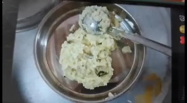 திருவள்ளூர்: பூந்தமல்லியில் அரசு உதவி பெறும் பள்ளியில் காலை உணவு சாப்பிட்ட 17 குழந்தைகளுக்கு வாந்தி மருத்துவமனையில் அனுமதி