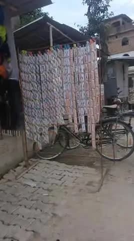 परिहार: सुकर्मा योग में सजेगा भाई-बहन का प्रेम, राखियों से गुलजार हुआ परिहार बाजार